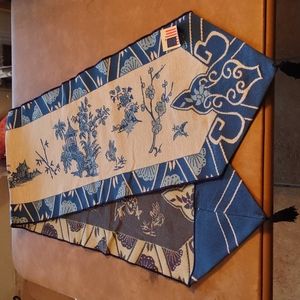 "Asiana" Runner and 4 Placemats